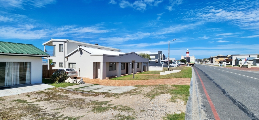 4 Bedroom Property for Sale in Agulhas Western Cape